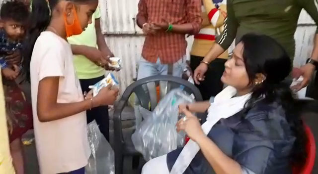 snack distribution images